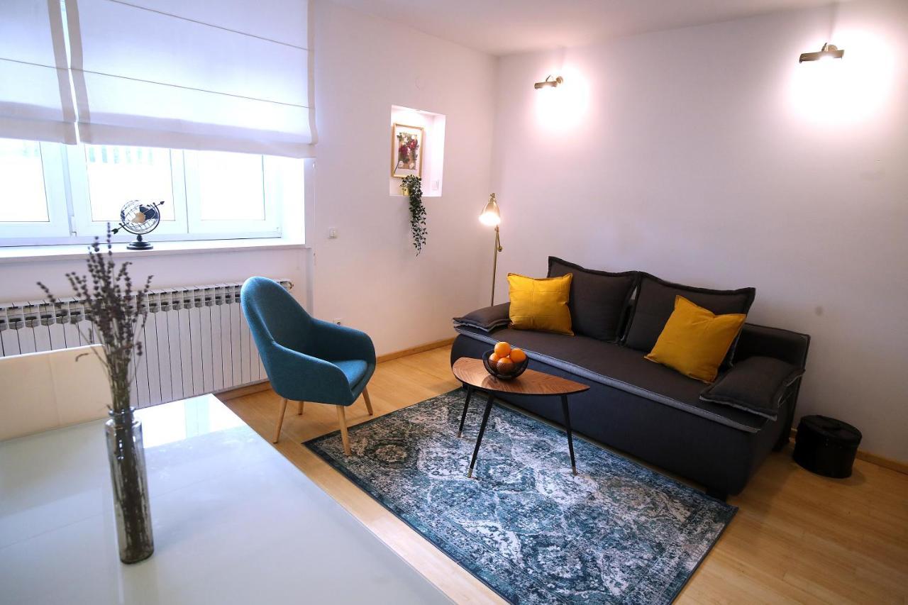 Ferienwohnung La Vie Est Belle Zagreb Exterior foto