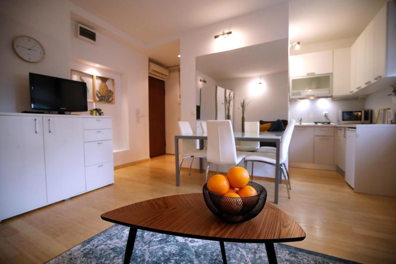 Ferienwohnung La Vie Est Belle Zagreb Exterior foto