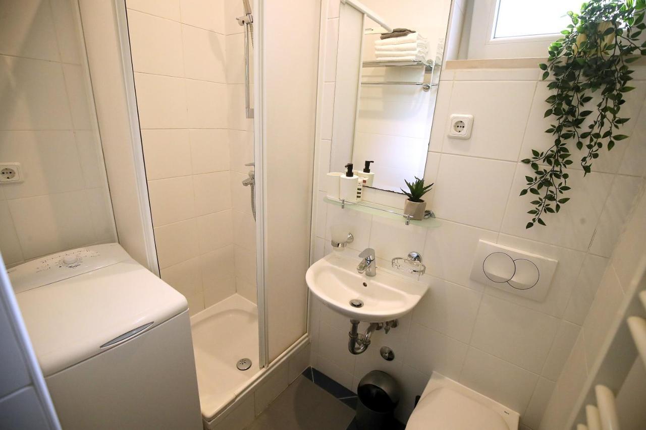 Ferienwohnung La Vie Est Belle Zagreb Exterior foto