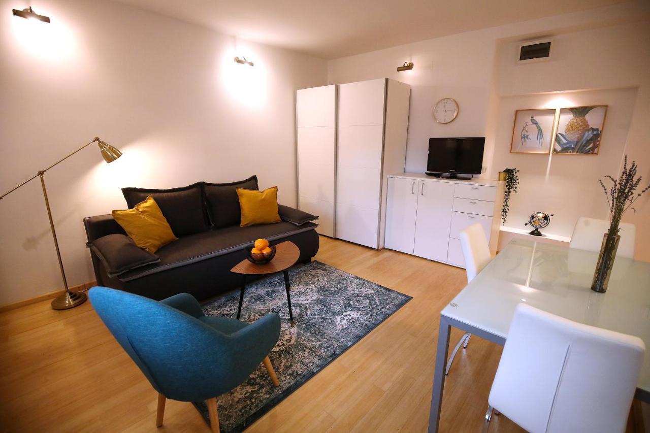 Ferienwohnung La Vie Est Belle Zagreb Exterior foto